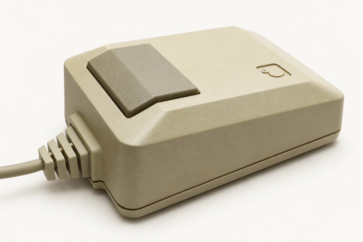 Apple Macintosh Mouse (M0100) — view 1