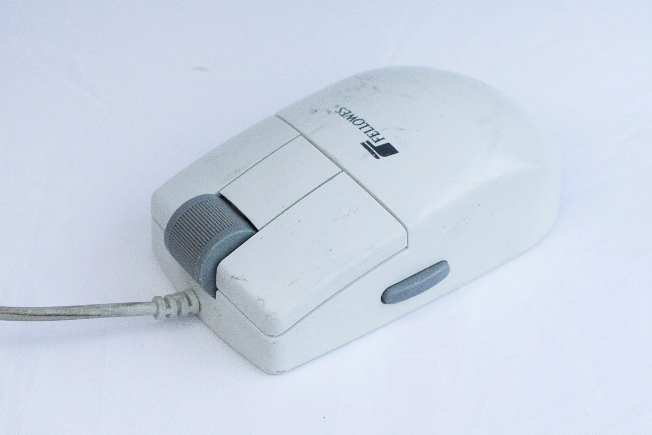 Fellowes mouse — view 1