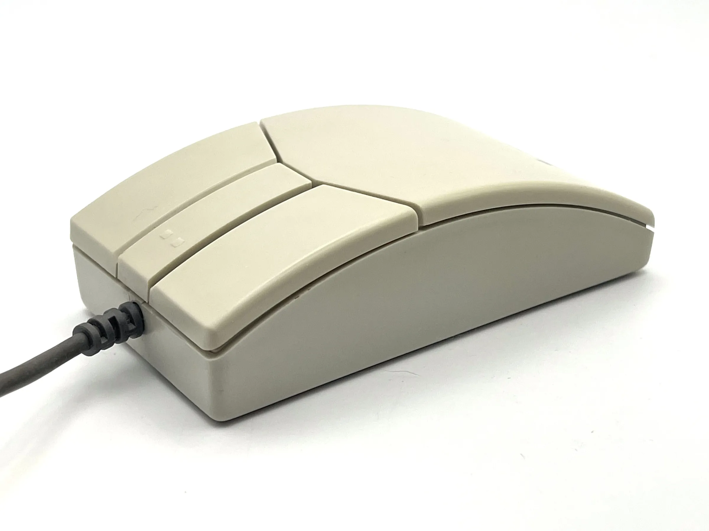 Genius LCMouse — ракурс 1