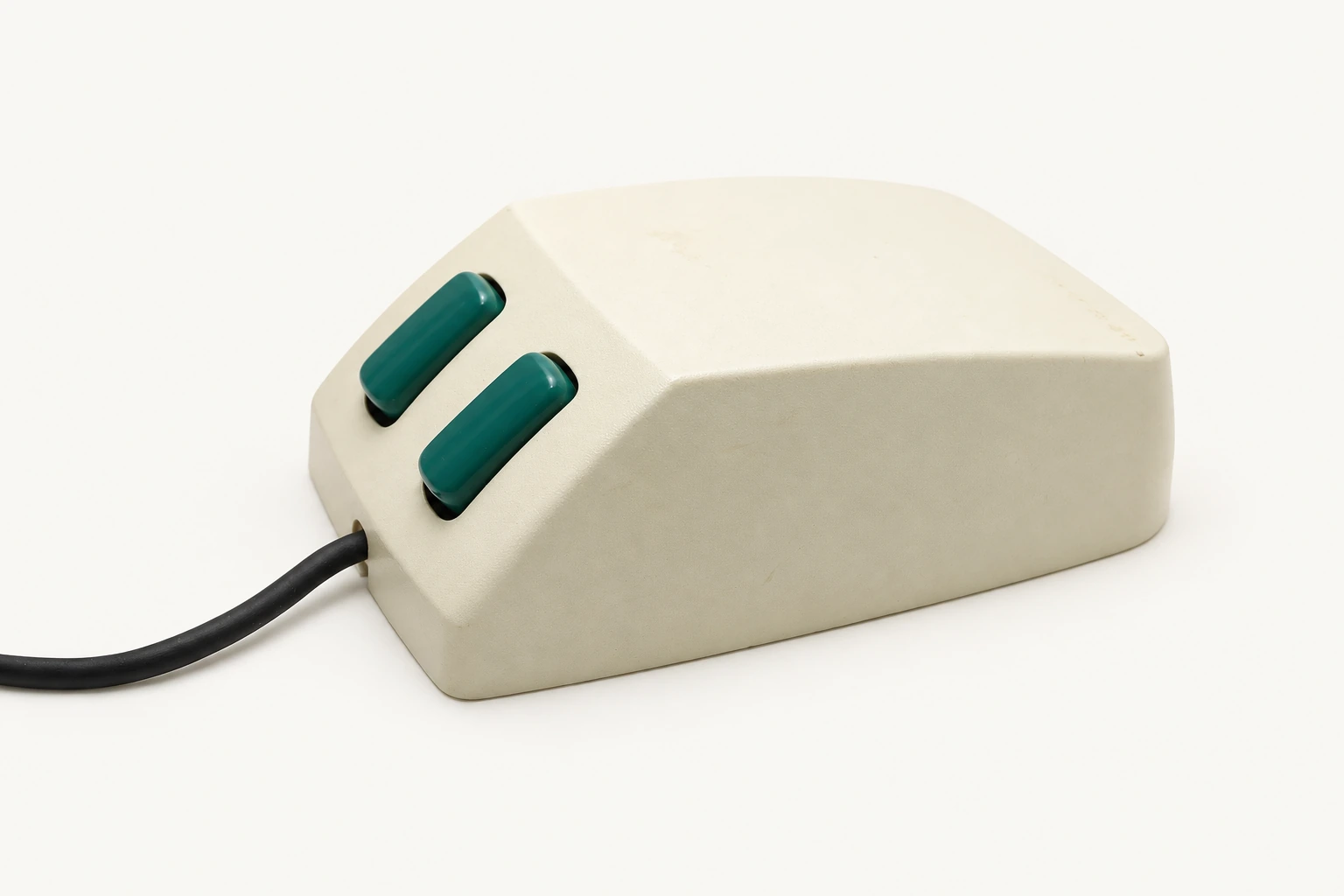 Microsoft Green Eye — ракурс 1