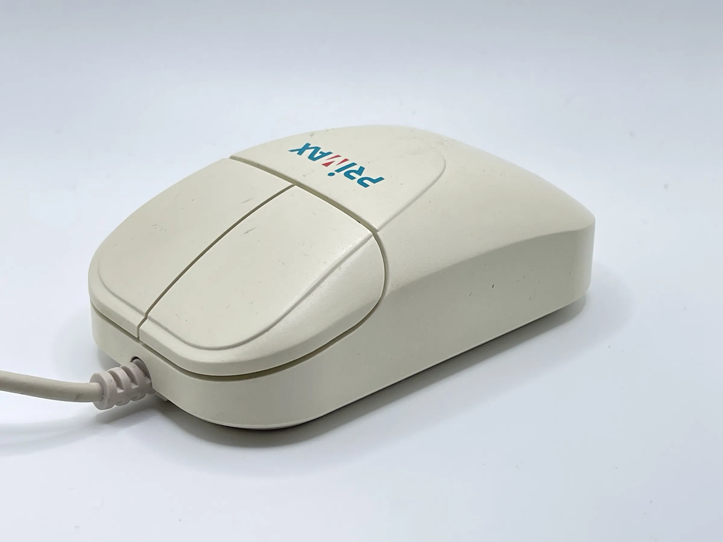 Primax Mouse — ракурс 1