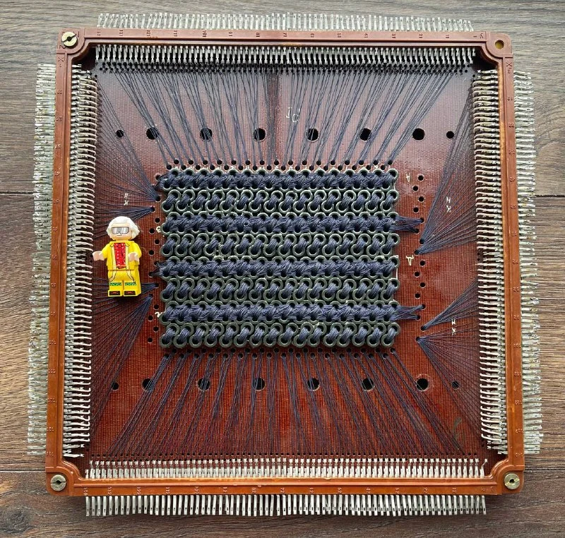 Minsk-32 magnetic-core memory