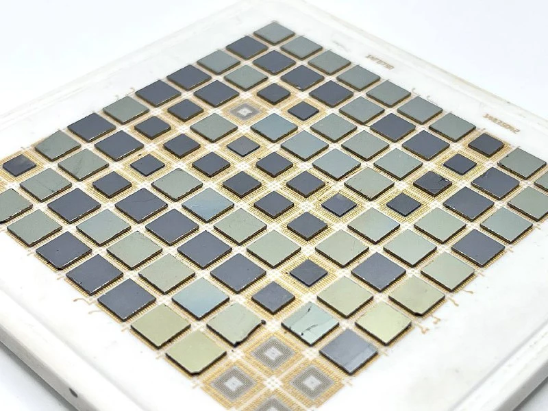 The IBM 3090 processor